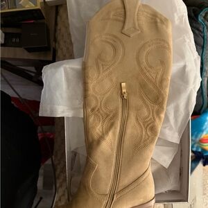 Stylish Tan Heeled Boots